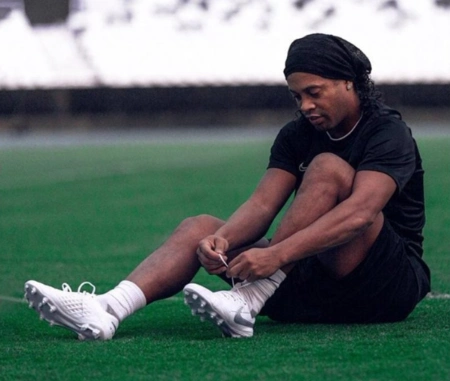 着深刻的社 着深刻的社